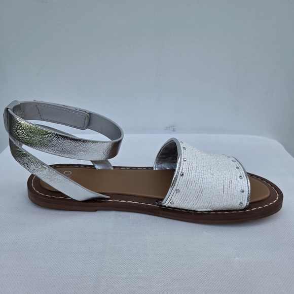 Sarto By Franco Sarto Rosa Flat Sandal Size-8 NWOT - Picture 4 of 13